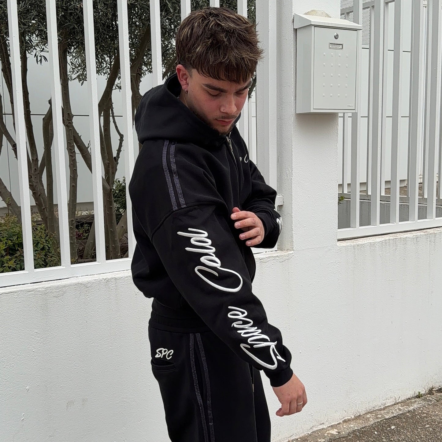 NOIR LEOPARD ZIP HOODIE