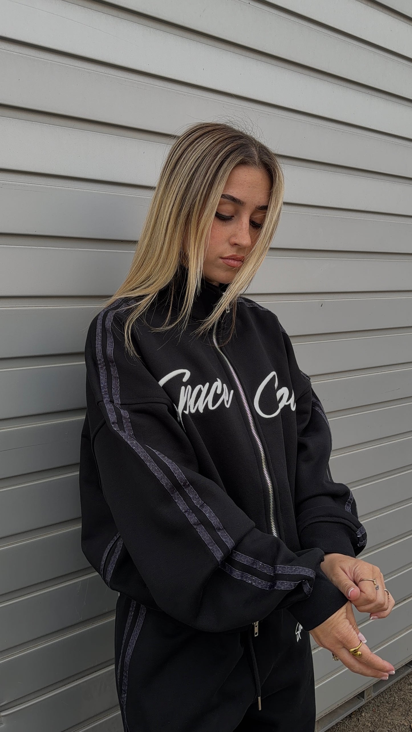 NOIR LEOPARD ZIP HOODIE